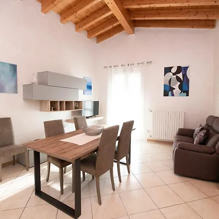 Casa Isabella Apartment *