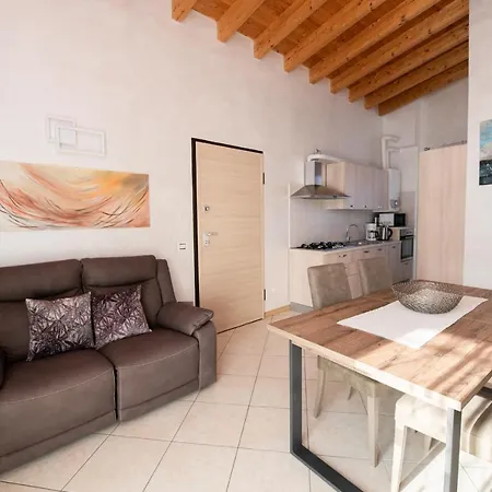 Casa Isabella Apartment *